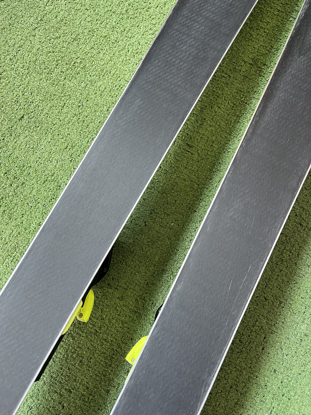 Sci Head e-speed 170 cm r15.9 usati