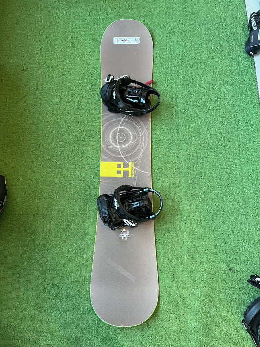 Snowboard Blackhole Ignition 153 + attacchi blackhole usato