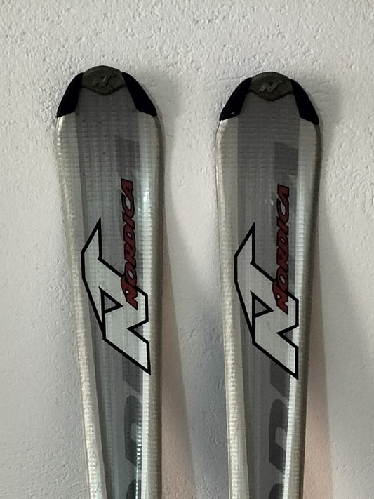 Sci da discesa Nordica Suv 6 multi turn usato