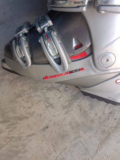 Scarponi sci Nordica F5.2 W 40.5 usati