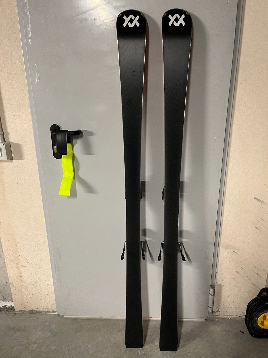 Sci Völkl Racetiger RC 165 R14 2025 usati