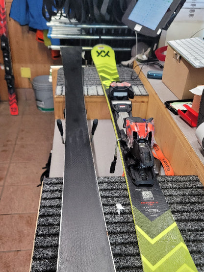 Sci Volkl Racetiger SL 160cm r11.8 2024/2025 usati