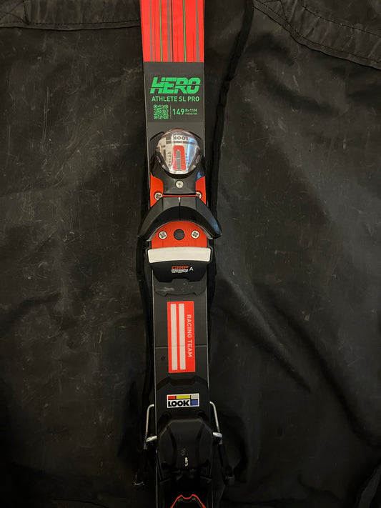 SCI ROSSIGNOL HERO SL PRO 128-149 R21 pro 149cm usati