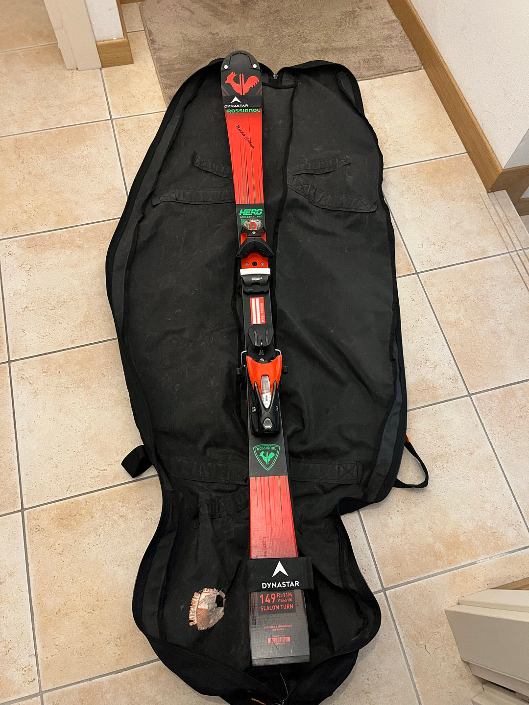SCI ROSSIGNOL HERO SL PRO 128-149 R21 pro 149cm usati