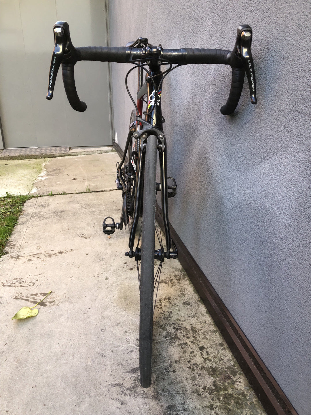Bici corsa Colnago Concept Usata