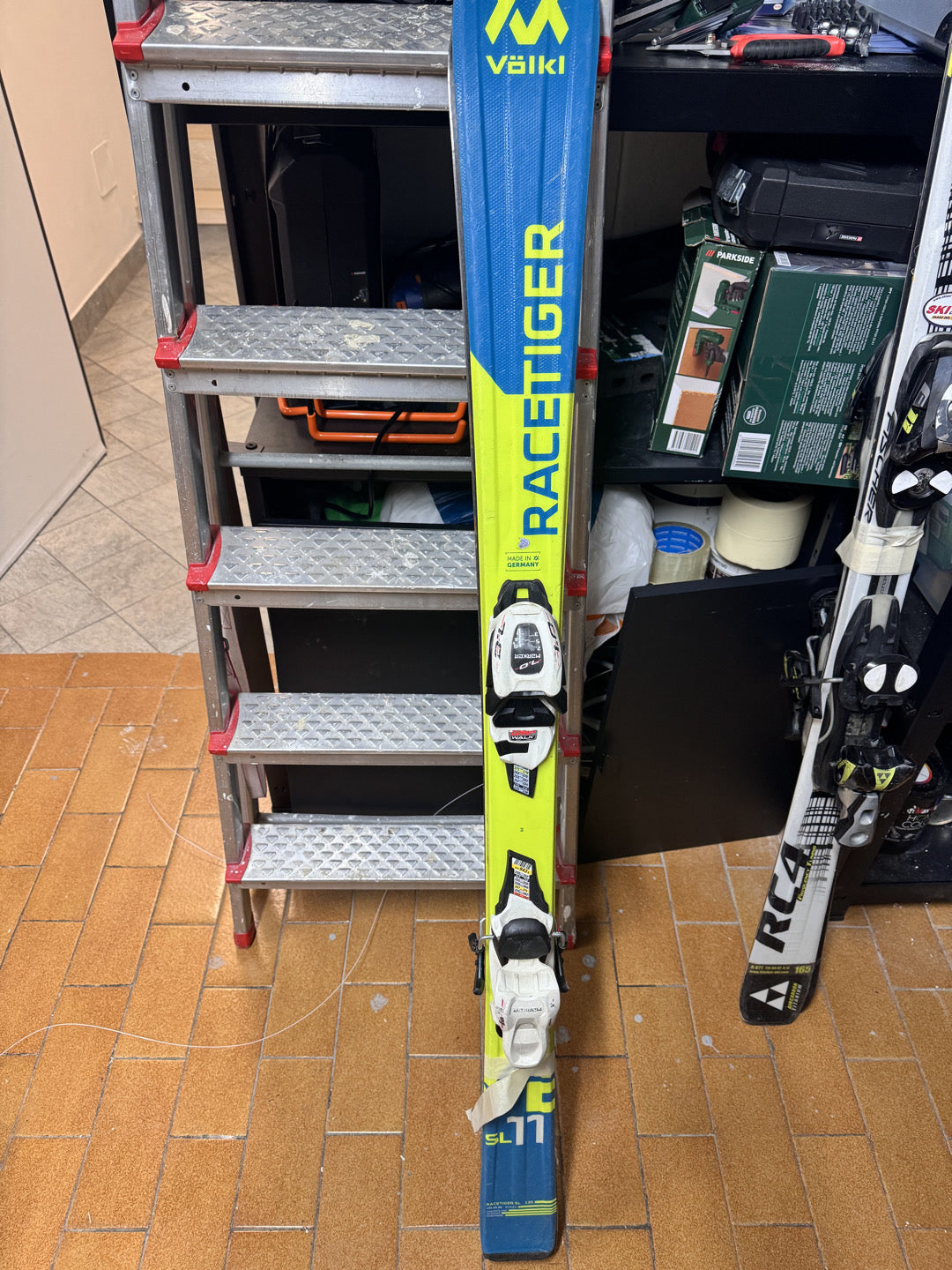 Sci junior Volkl sl 11 tg. 130cm usati