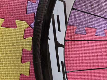 Ruote FSA da 40mm full carbon per tubolare