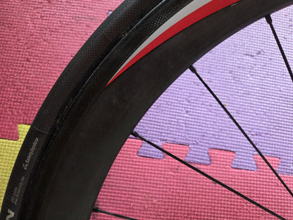 Ruote FSA da 40mm full carbon per tubolare