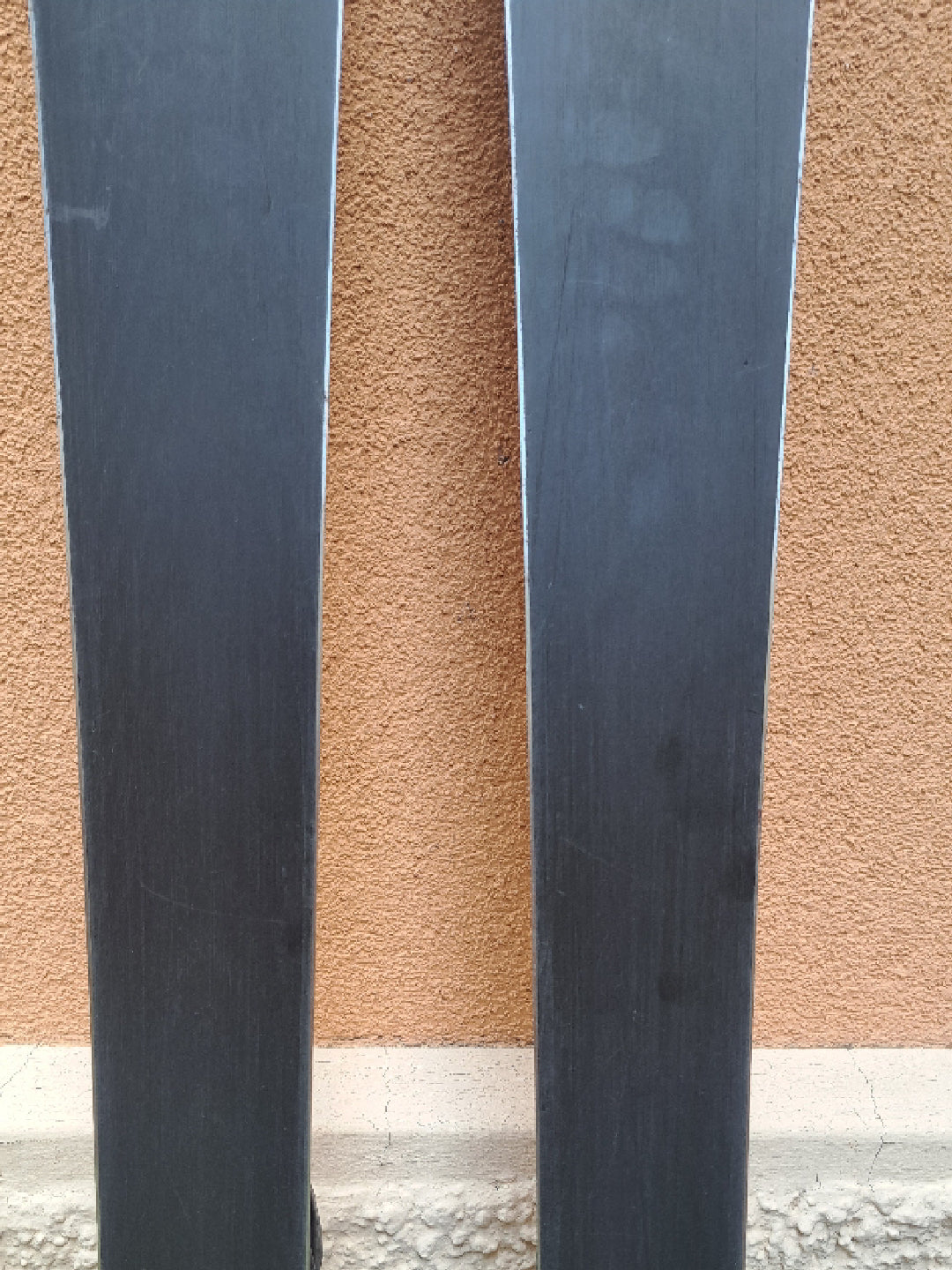 sci SL Blizzard 143cm junior usati