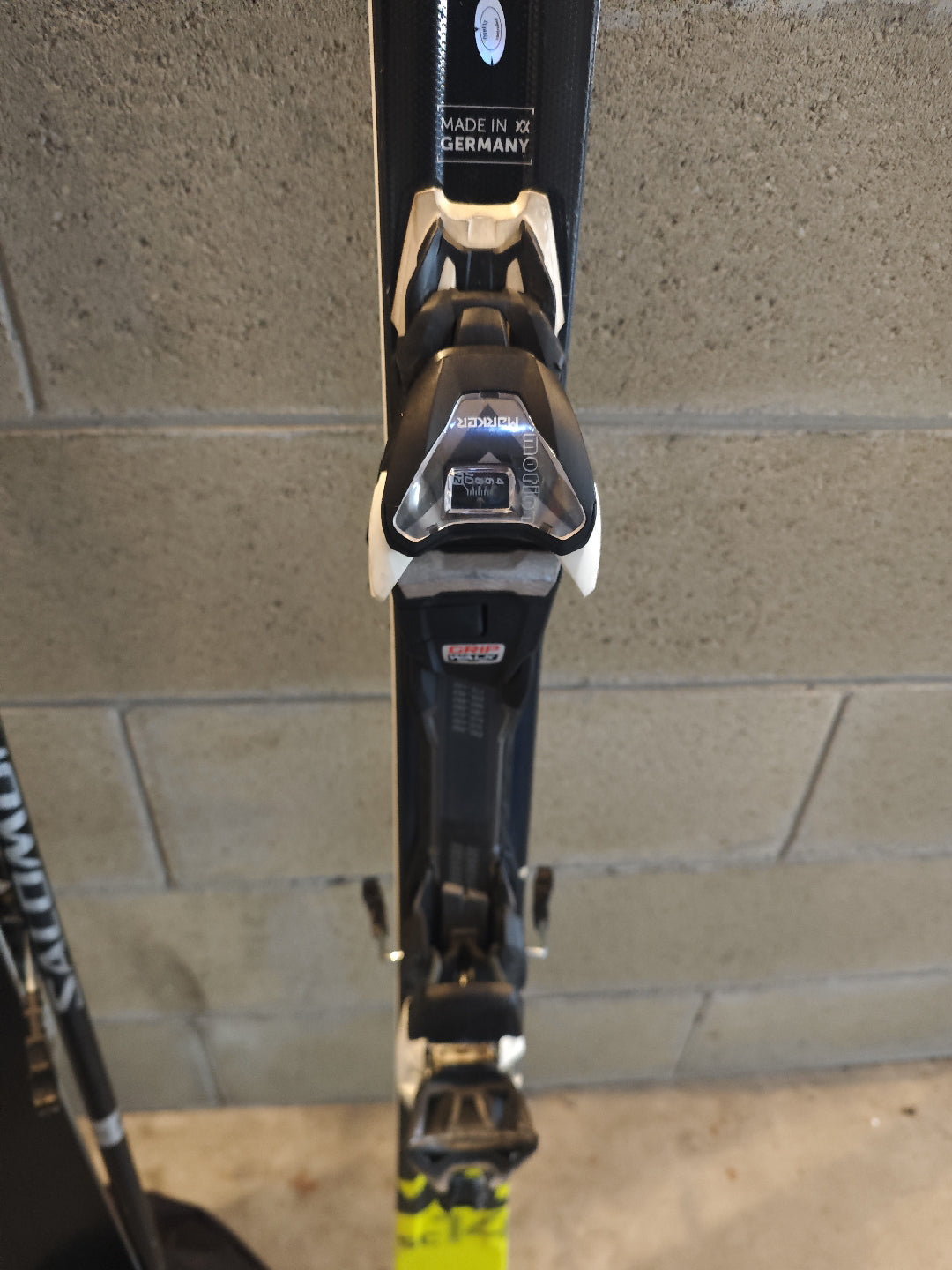 sci Völkl Racetiger SC 165cm r14 usato