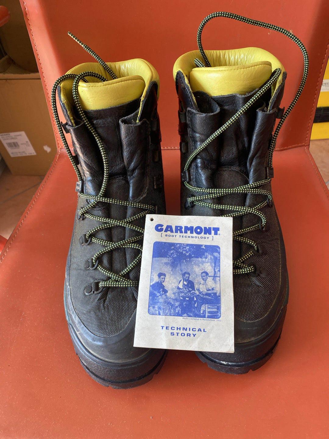 Scarponi GARMONT tg 41.5 ramponabili Gore-Tex