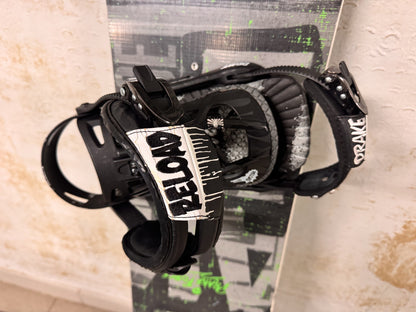 Tavola snowboard Drake 153cm + attacchi usata