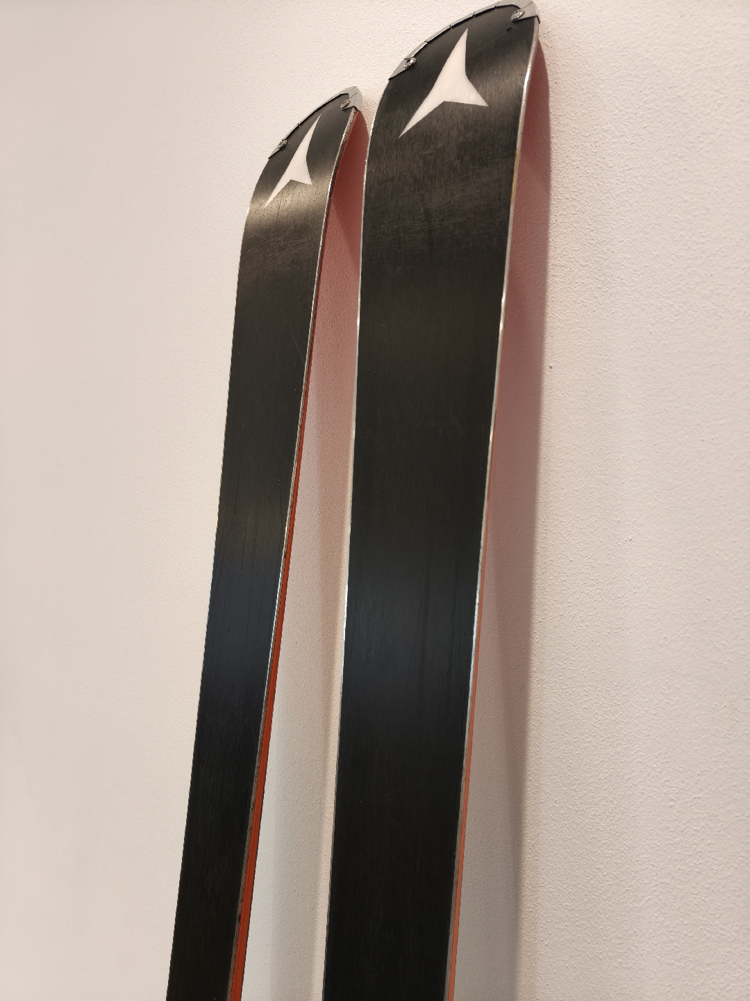 Sci Atomic G9 177 cm anno 2024/2025 usato