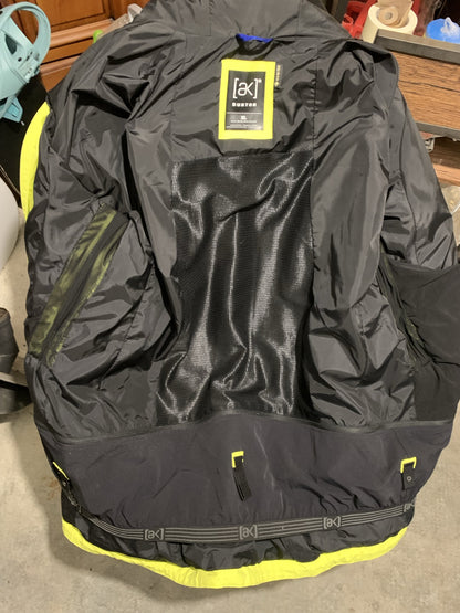 Giacca snowboard/sci Burton ak cyclic tg. XL usata