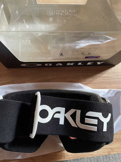 mascherina snowboard Oakley fall line XL usata