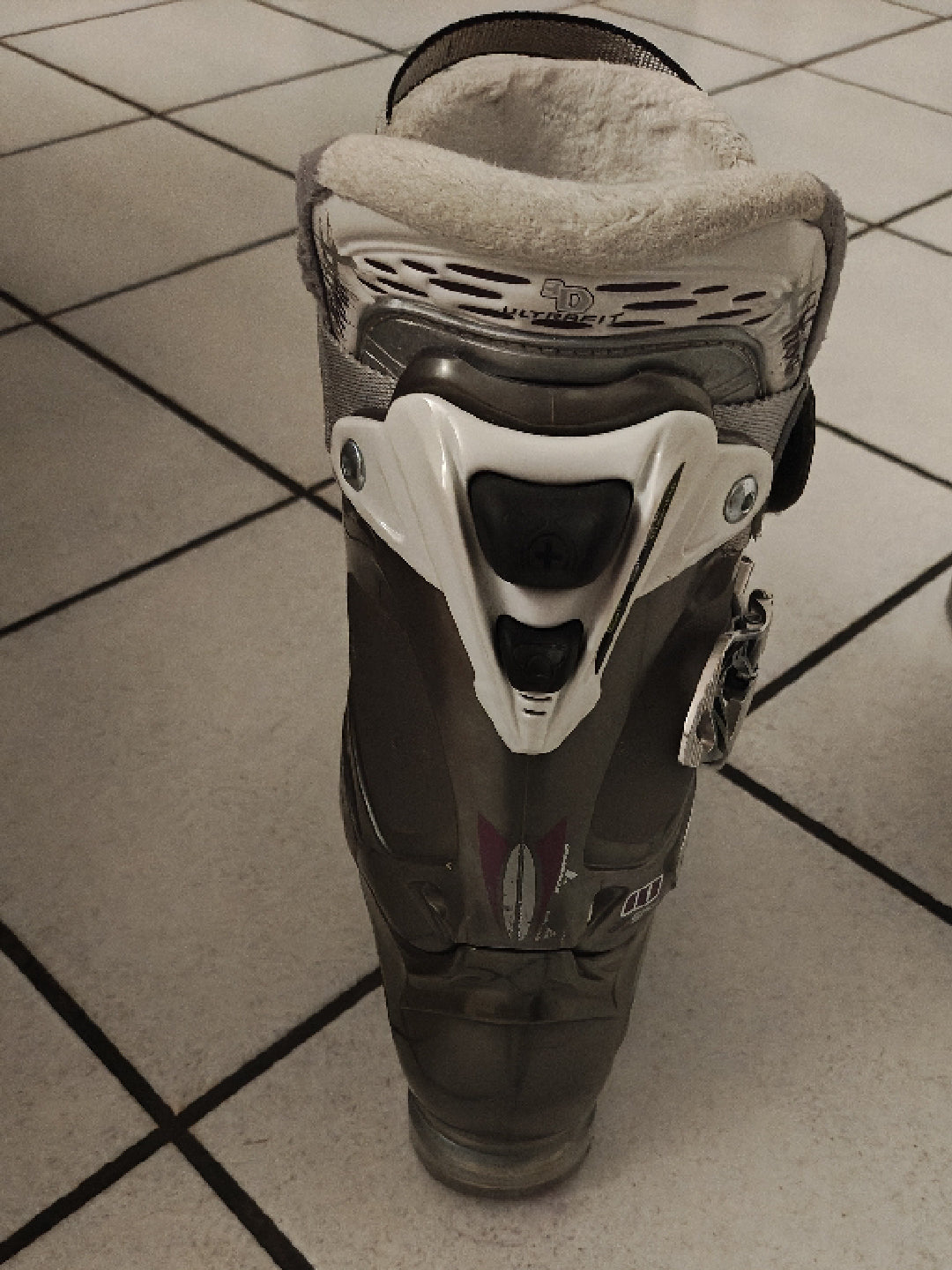 Scarponi Tecnica taglia 26.5 usati