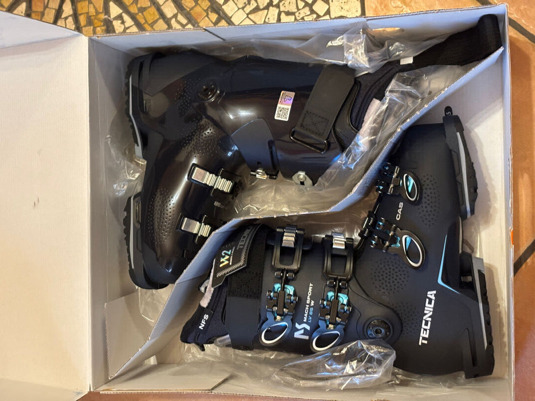 Scarpe sci da donna Tecnica NUOVE taglia 37.5