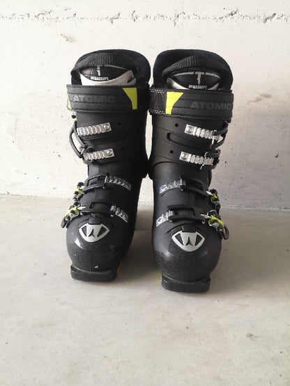 Scarpone sci Atomic