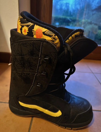 Scarponi snowboard Vans Ferra Pro donna tg. 40.5 usati