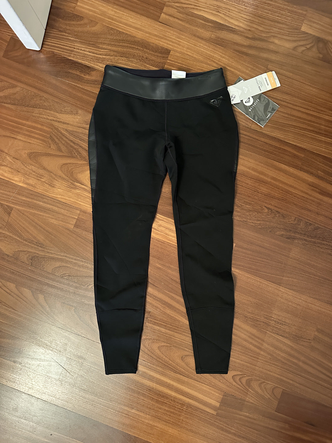 pantalone neoprene 1 mm roxy 8 tg. M donna nuovo