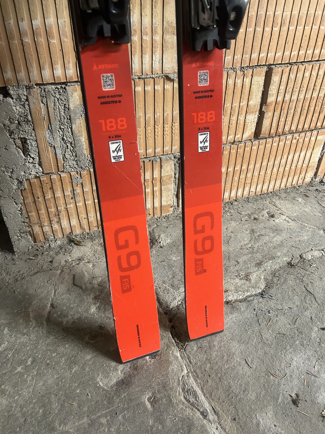 188cm Sci Atomic G9 FIS r30 usati