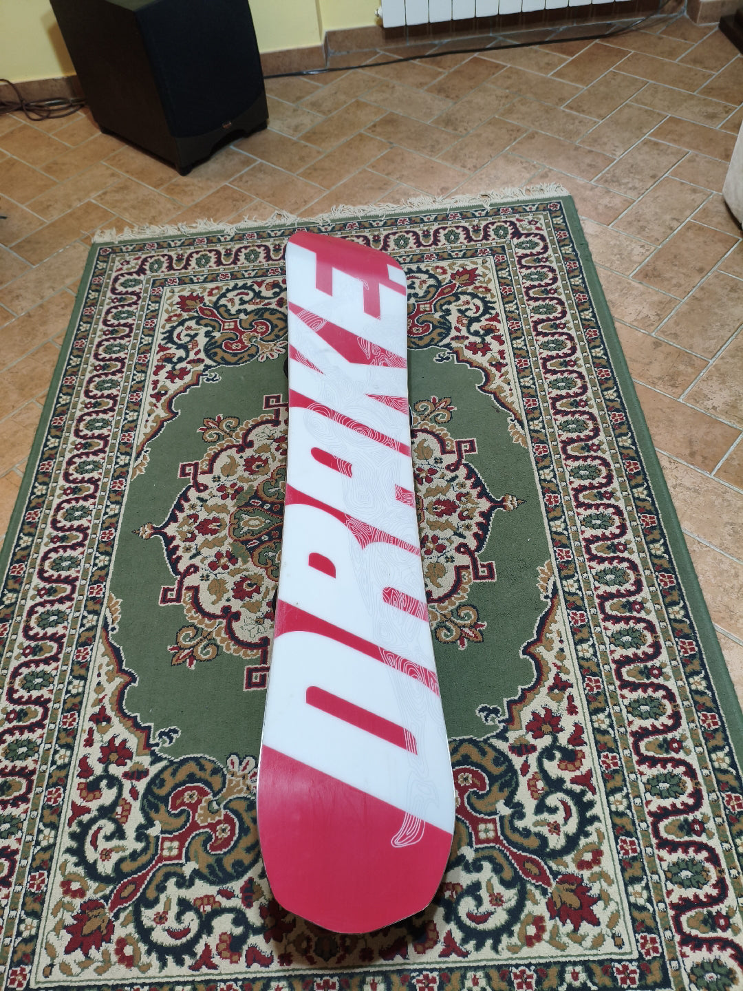 TAVOLA SNOWBOARD DRAKE SQUAD FF MOUNTAIN 156 + attacchi Drake