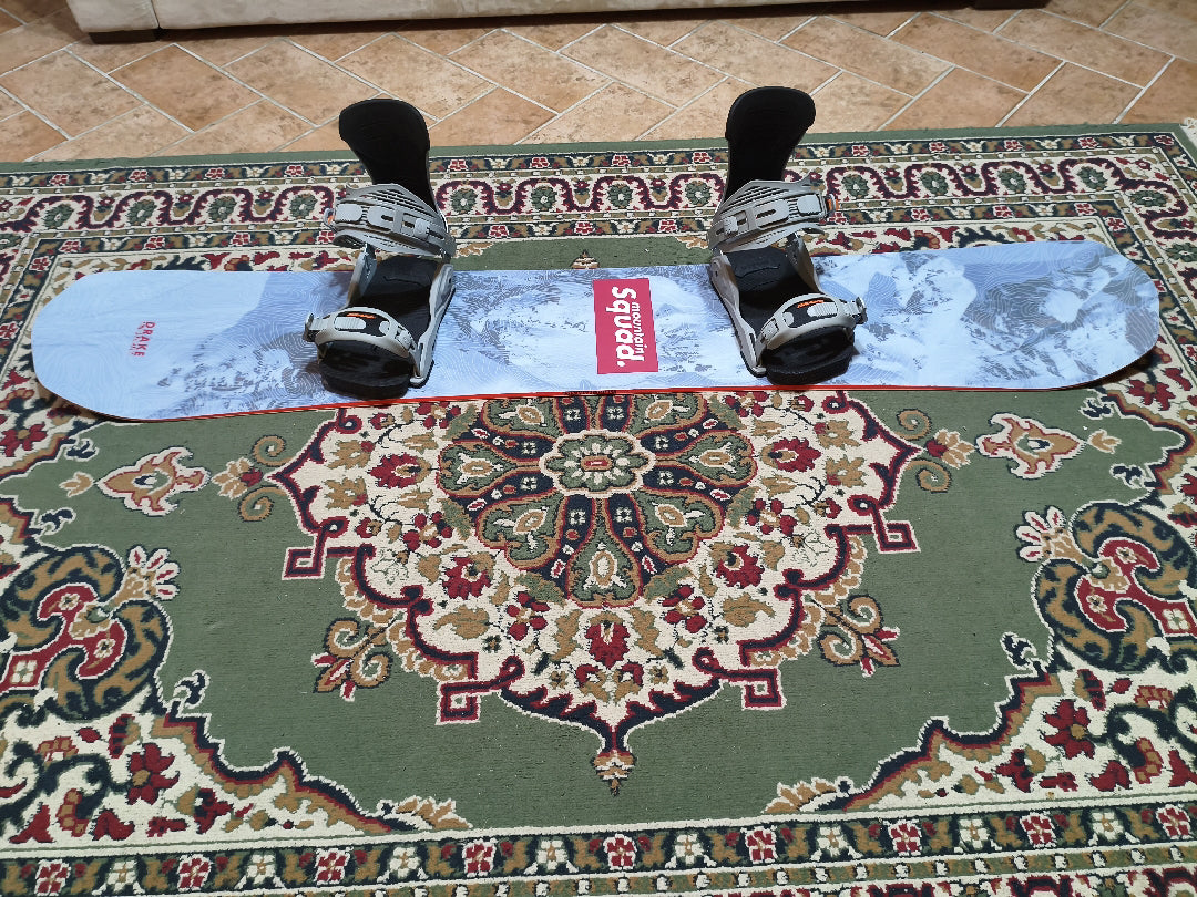 TAVOLA SNOWBOARD DRAKE SQUAD FF MOUNTAIN 156 + attacchi Drake