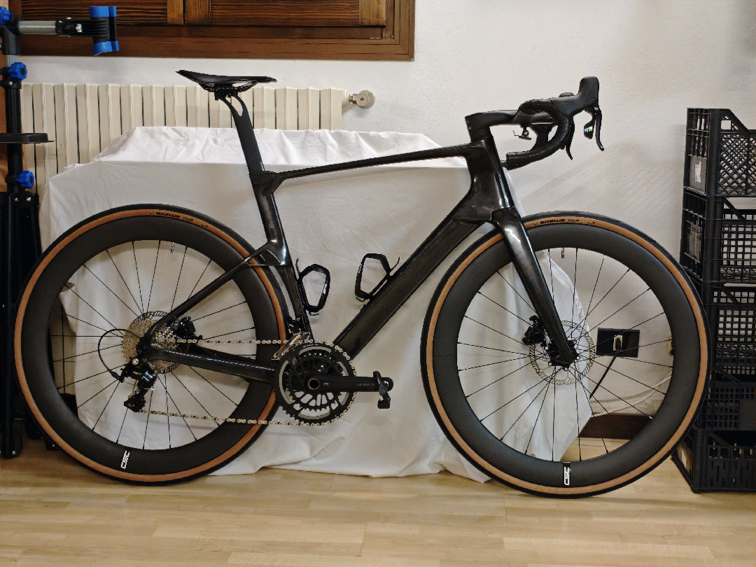 Bici da corsa endurance tg.56 full carbon NUOVA