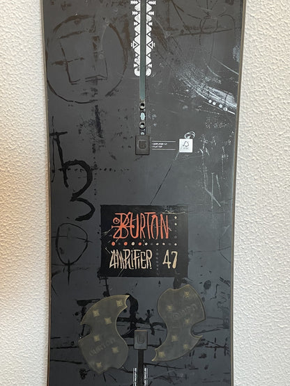 Tavola snowboard Burton Amplifier 47 - 147 cm usata