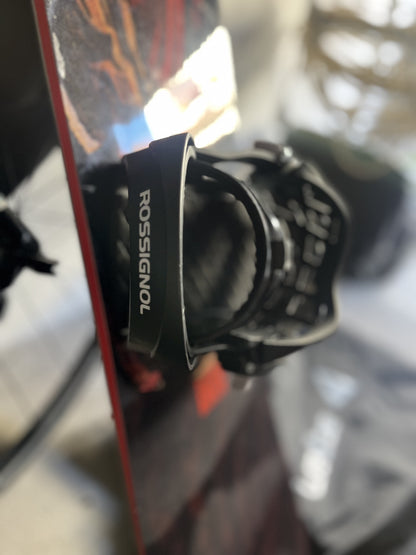 Tavola snowboard Rossignol 146cm + attacchi usata