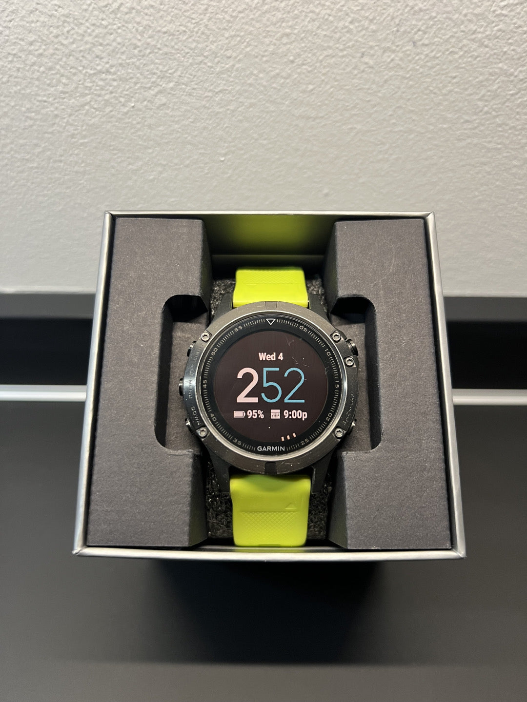 Garmin Fenix 5 47mm usato