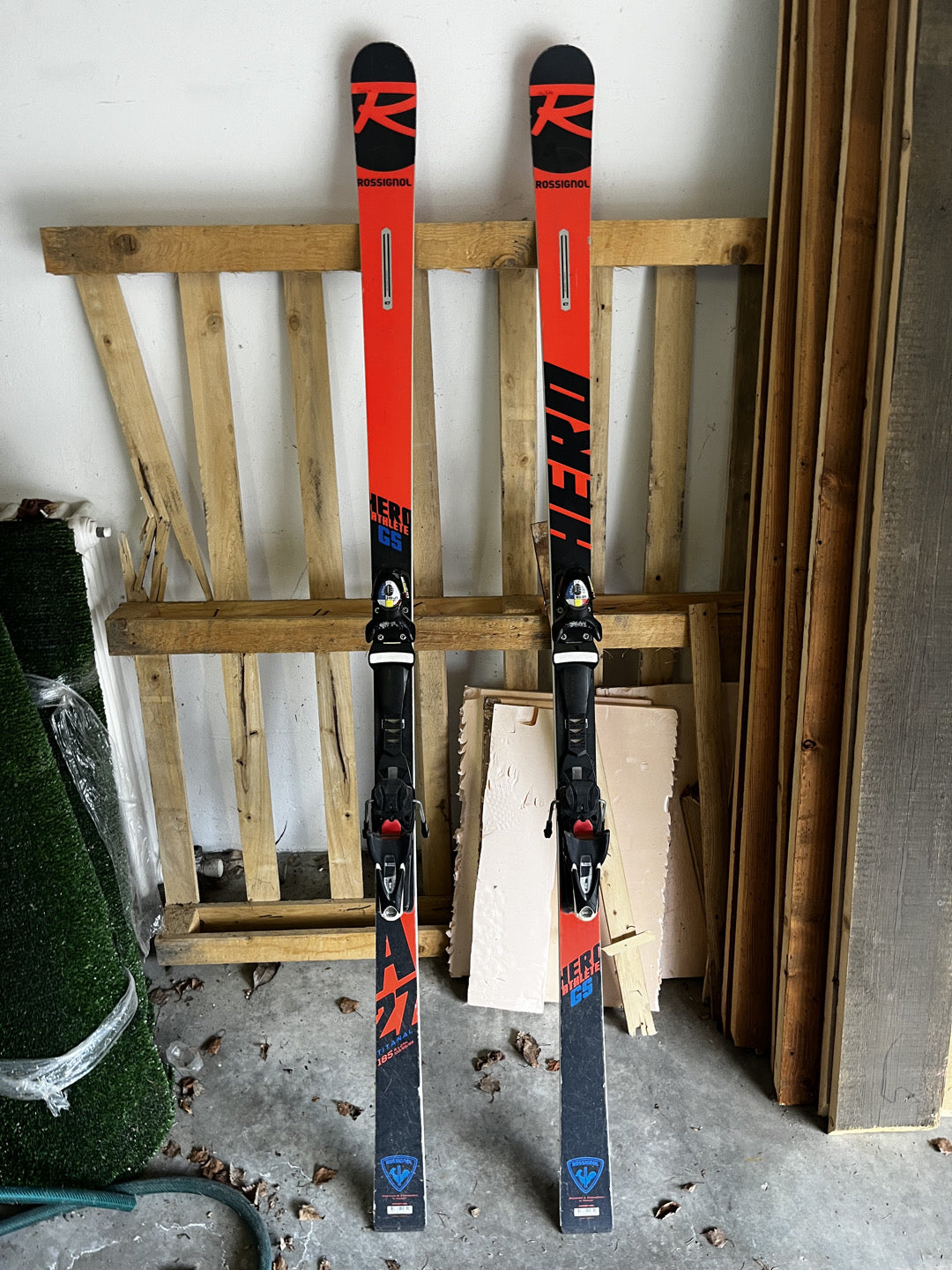 Sci gara Rossignol Hero Athlete GS 185 cm R22