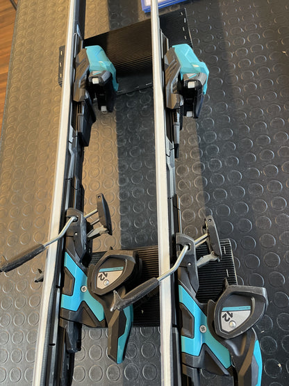 162cm Atomic Redster X7 2024/25 sci usato