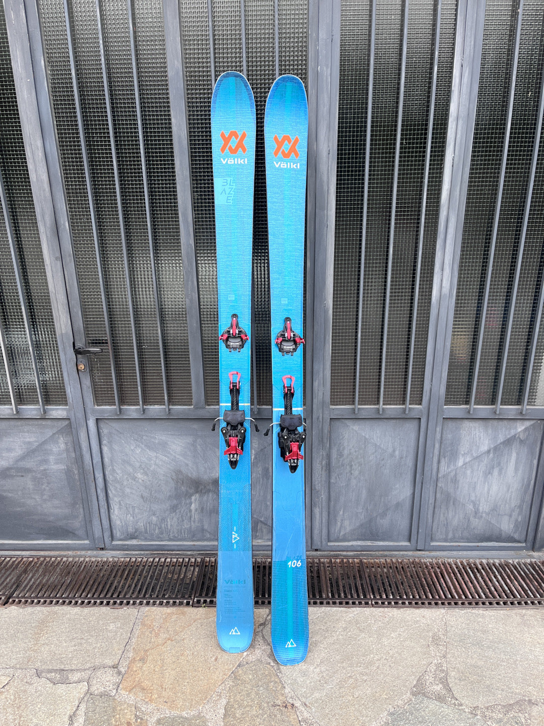 Scialpinismo Volkl Blaze 106 taglia 186 cm + kingpin 13 usati