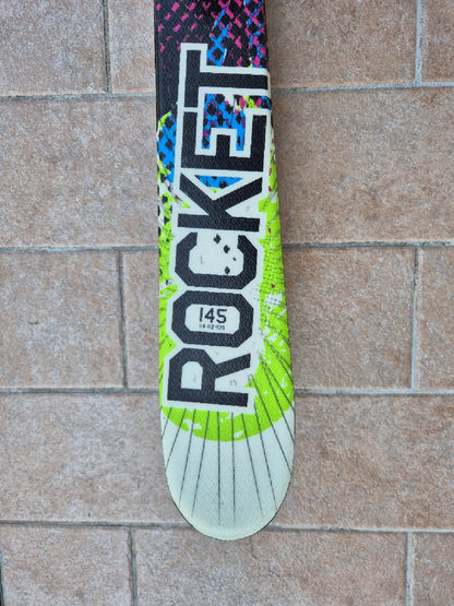 sci Atomic 145 cm con attacchi usati