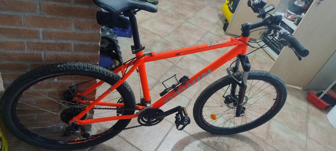 Biciclette nuove usate per tre uscite taglia M-L usata