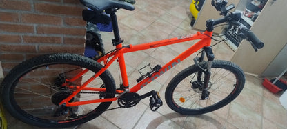 Biciclette nuove usate per tre uscite taglia M-L usata