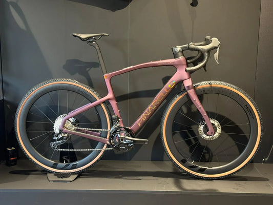 Gravel Pinarello Grevil F7 Shimano GRX 2026 tg 53 NUOVA