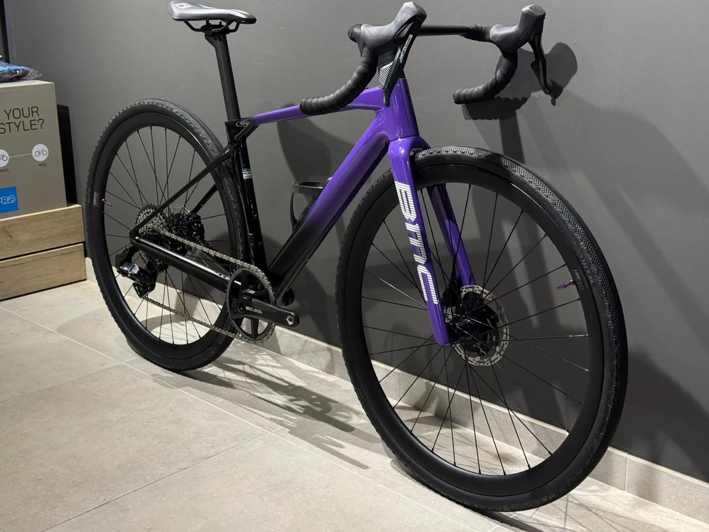 Gravel BMC Roadmachine 01 X ONE 2024 Tg 47 usata