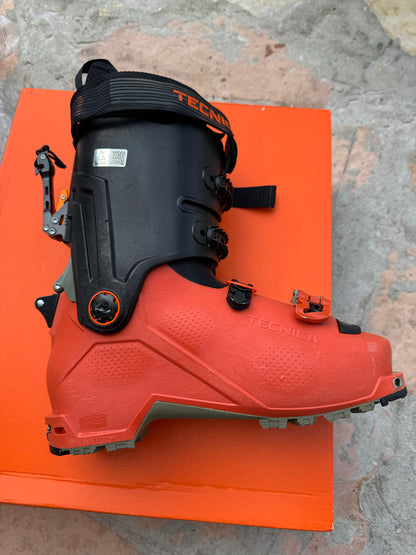 Scarponi Tecnica zero g tour pro tg. 26.5 usati