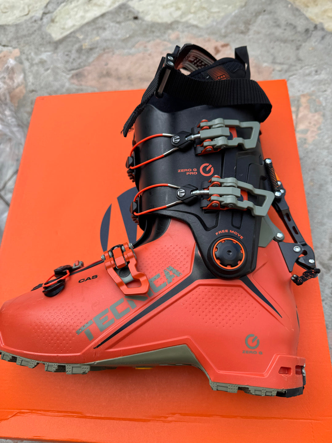 Scarponi Tecnica zero g tour pro tg. 26.5 usati