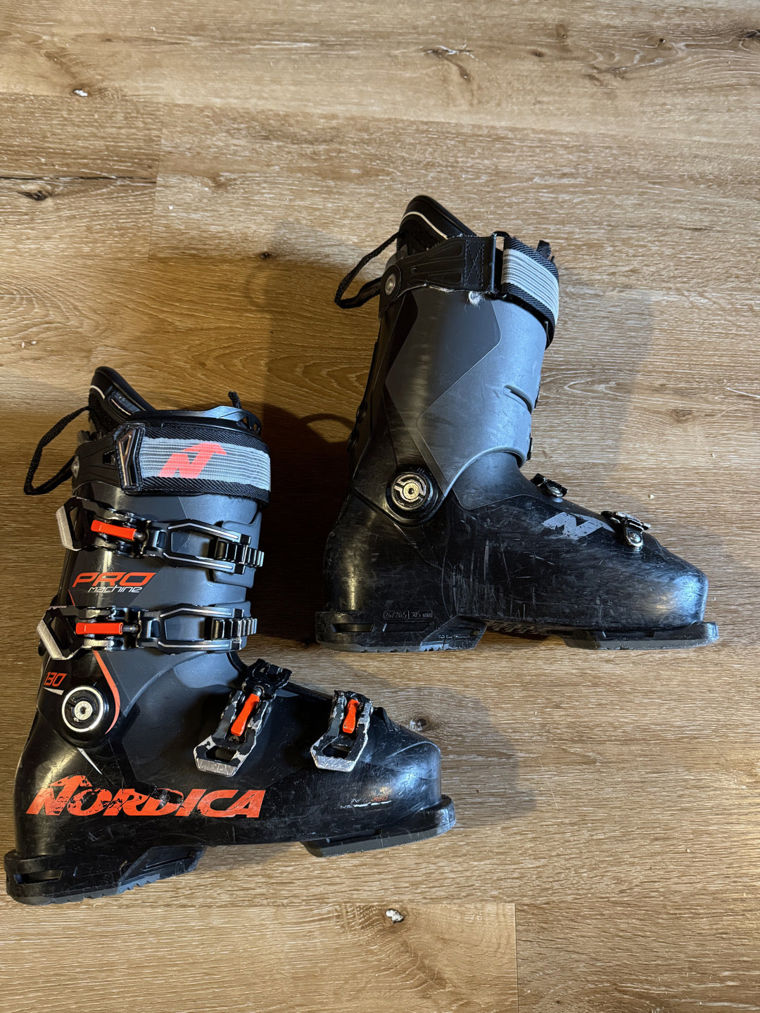 Scarpone sci Nordica Pro Machine 130 tg. 26.5 305mm usati