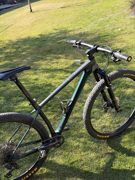 SCOTT SCALE 930 CARBON – TAGLIA M – 10,5 kg usata