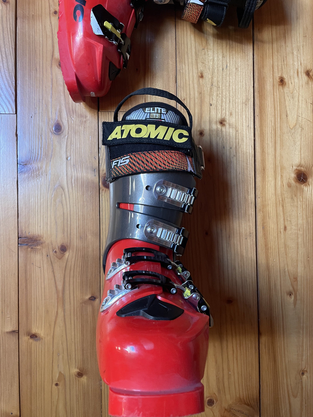 Scarponi sci Atomic Redster PRO 130 FIS usati
