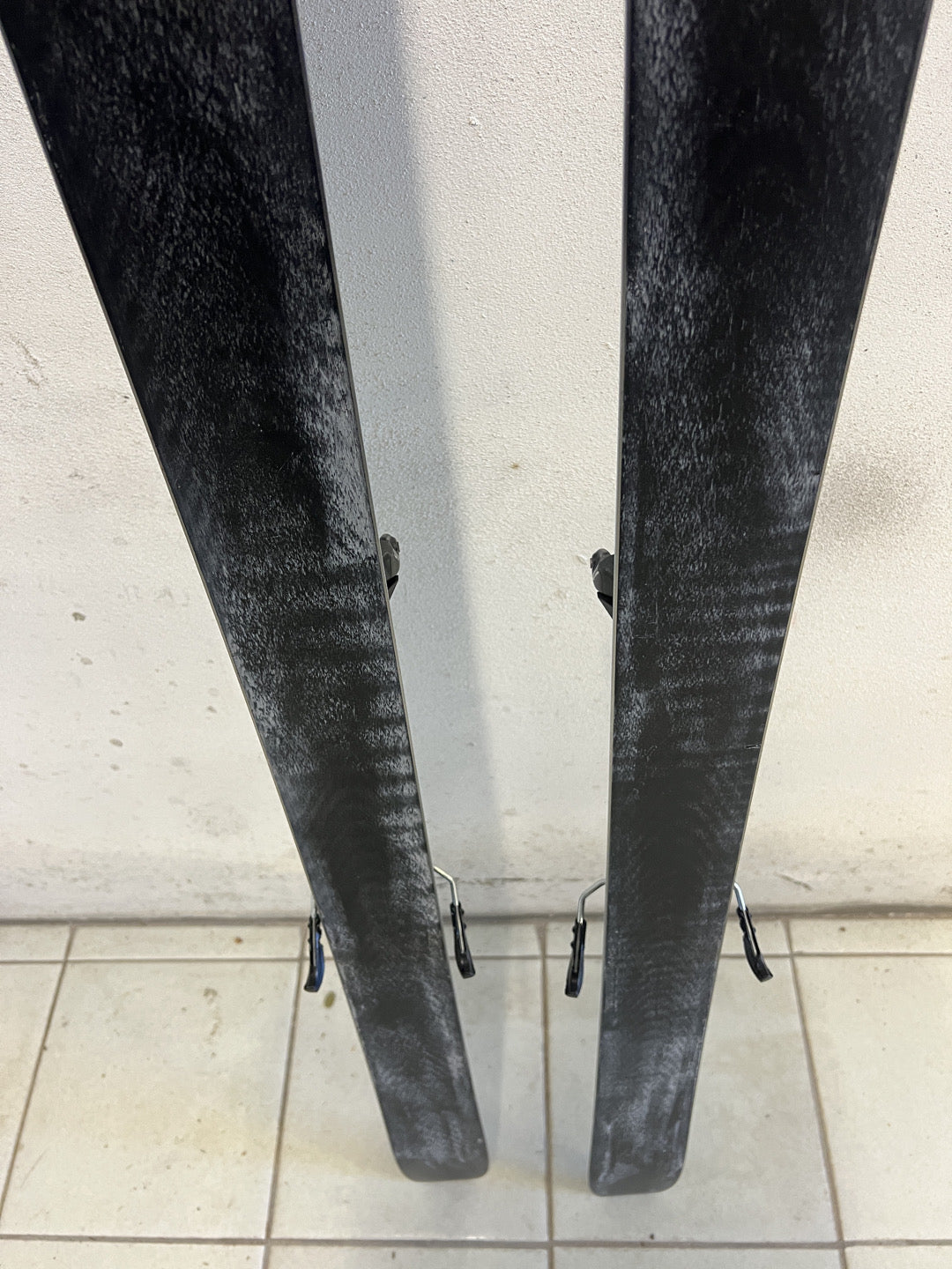 164cm Blizzard G080 LT + attacchi +pelli (N3021)