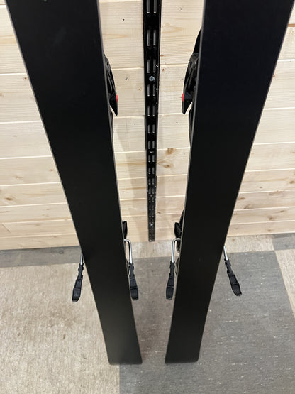 166cm sci Blizzard HRC r14.5 usati