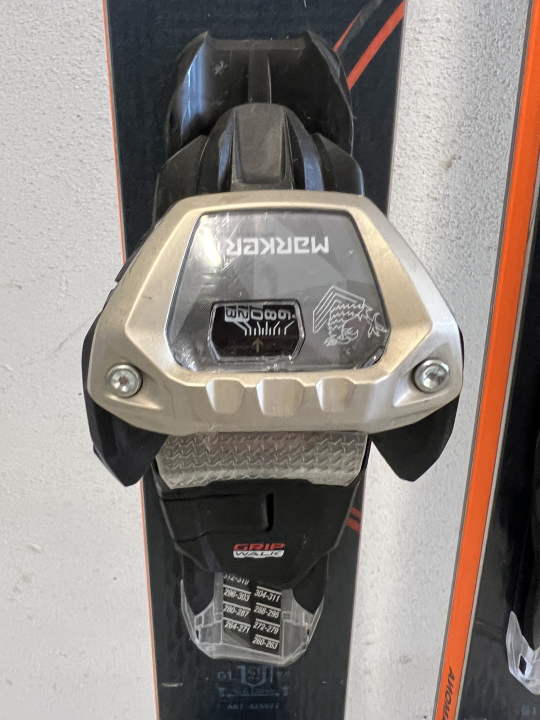 188cm Sci freeride Blizzard Anomaly88 r19 usato N1