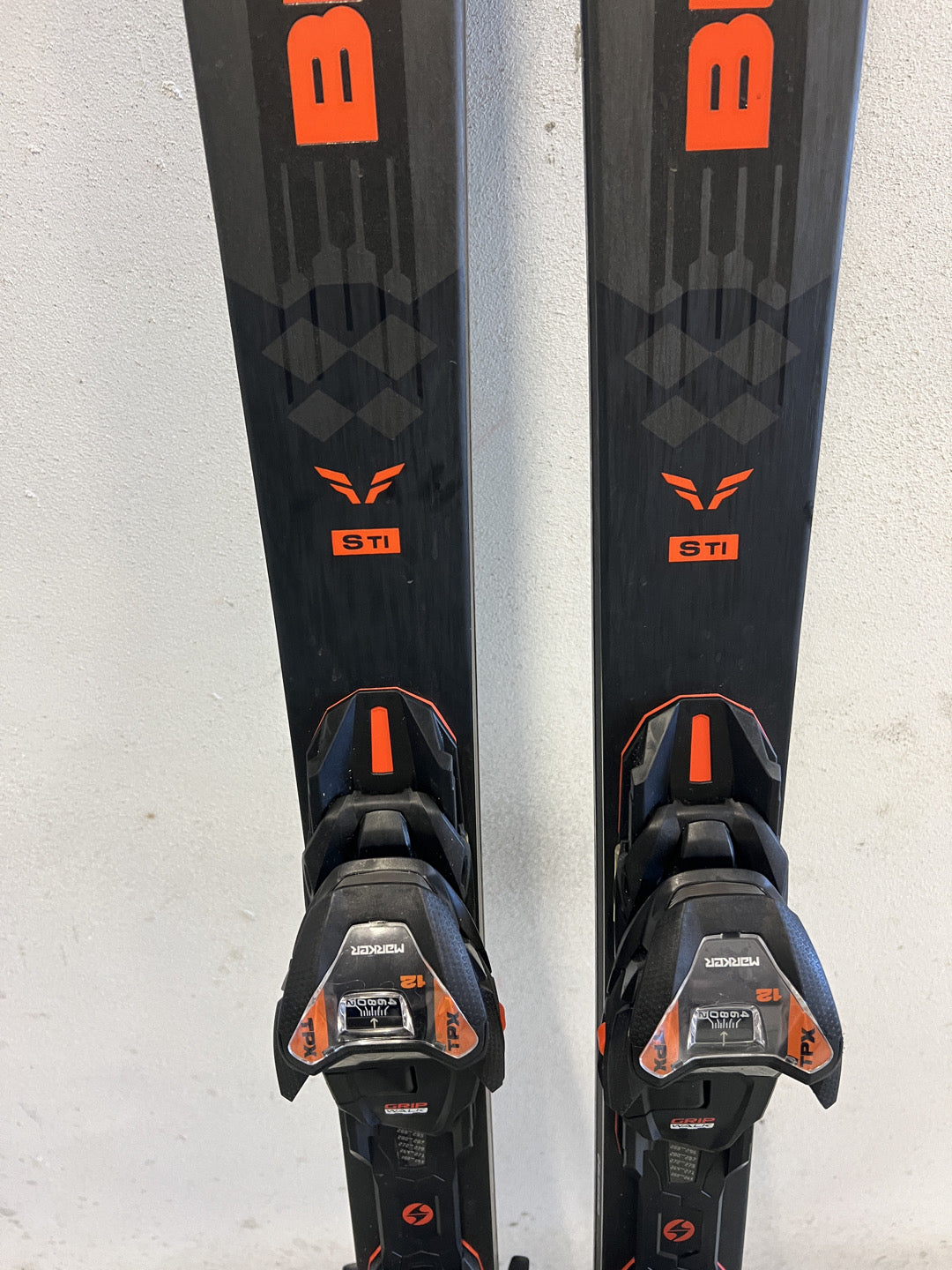 166cm sci Blizzard S TI Test r14.5 usati N3