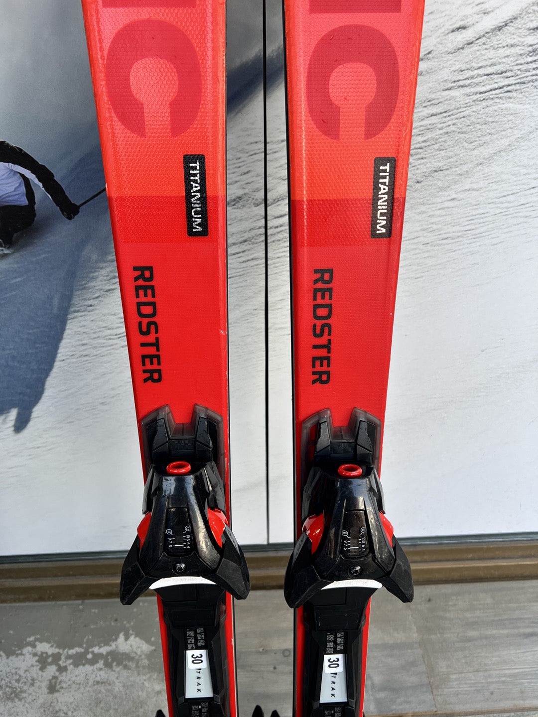 168cm sci Atomic TI multiraggio r14 usati N30