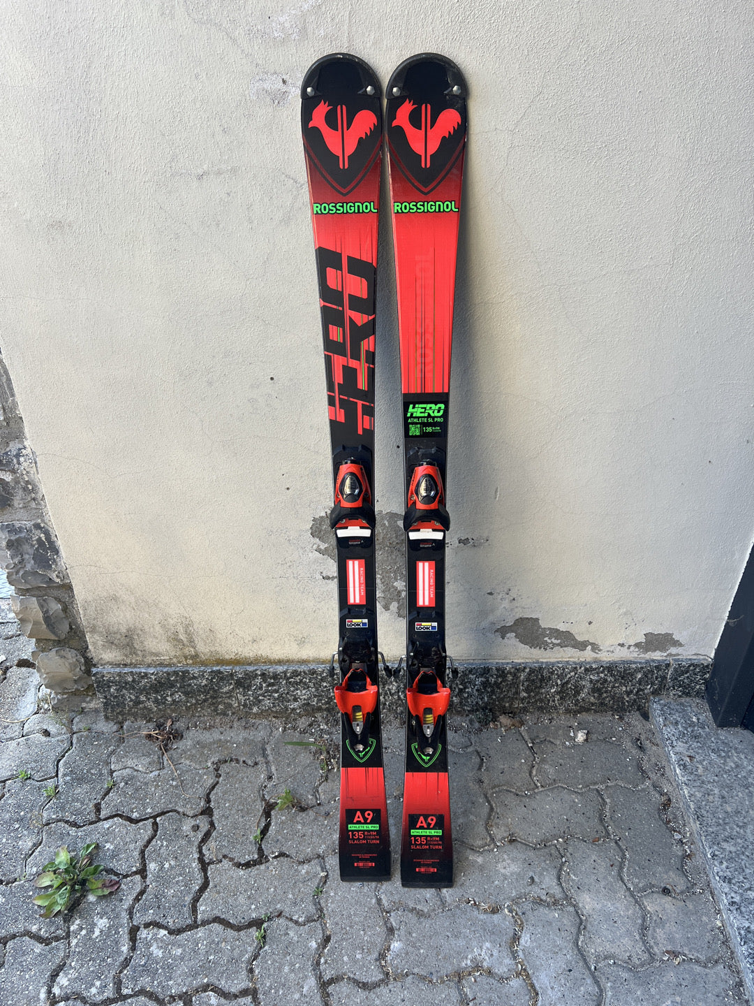 135cm sci Rossignol Hero FIS SLJ r9 usato 2024
